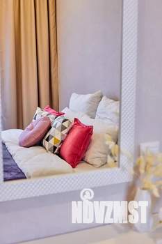 1-к квартира, посуточно, 39м2, 7/18 этаж