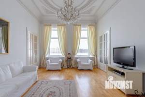 3-к квартира, посуточно, 127м2, 2/5 этаж