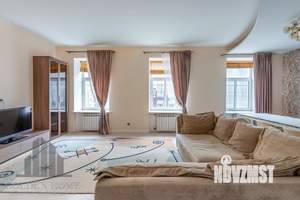 4-к квартира, на длительный срок, 150м2, 4/5 этаж