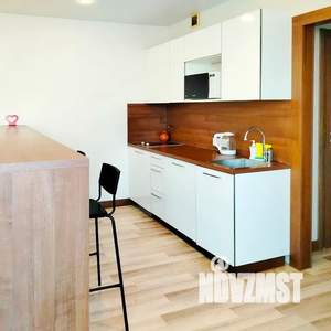 Студия квартира, посуточно, 34м2, 15/16 этаж