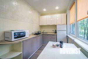 2-к квартира, посуточно, 45м2, 2/5 этаж