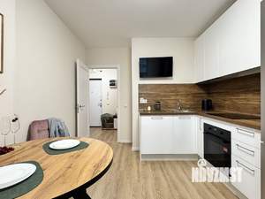 1-к квартира, посуточно, 40м2, 3/18 этаж