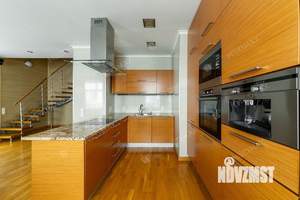 4-к квартира, на длительный срок, 158м2, 7/8 этаж