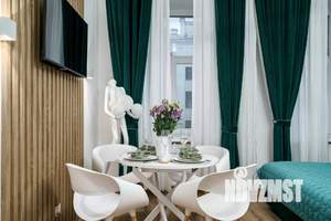 1-к квартира, посуточно, 51м2, 1/1 этаж