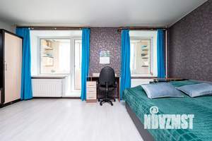 1-к квартира, посуточно, 35м2, 1/9 этаж