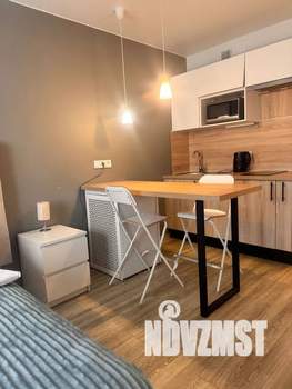 Студия квартира, посуточно, 30м2, 12/18 этаж