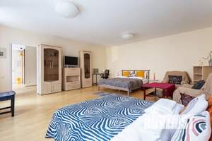 1-к квартира, посуточно, 61м2, 2/3 этаж