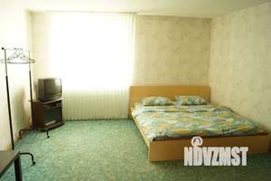 2-к квартира, посуточно, 57м2, 1/10 этаж