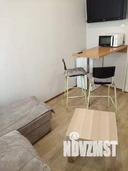 Студия квартира, посуточно, 27м2, 1/4 этаж