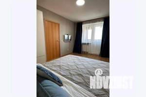 1-к квартира, посуточно, 40м2, 4/8 этаж