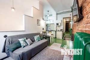 Студия квартира, посуточно, 35м2, 1/5 этаж
