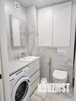 1-к квартира, посуточно, 37м2, 9/16 этаж