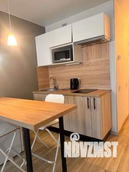 Студия квартира, посуточно, 30м2, 12/18 этаж