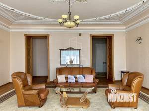 3-к квартира, на длительный срок, 137м2, 5/5 этаж