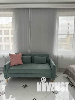 Студия квартира, посуточно, 40м2, 8/10 этаж