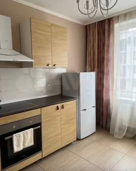1-к квартира, на длительный срок, 42м2, 7/10 этаж