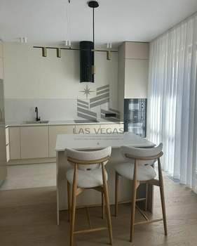 4-к квартира, на длительный срок, 152м2, 3/7 этаж