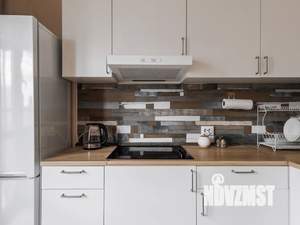 1-к квартира, посуточно, 35м2, 4/25 этаж