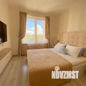 Студия квартира, посуточно, 35м2, 7/12 этаж