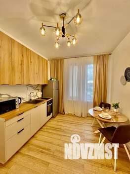 1-к квартира, посуточно, 35м2, 4/20 этаж