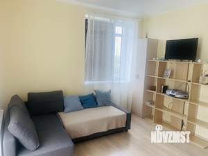 Студия квартира, посуточно, 25м2, 10/18 этаж
