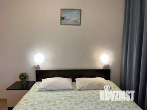 Студия квартира, посуточно, 38м2, 8/20 этаж