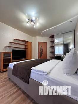 1-к квартира, посуточно, 45м2, 16/16 этаж