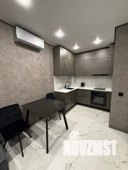 1-к квартира, посуточно, 40м2, 7/10 этаж