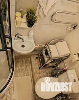 Студия квартира, посуточно, 12м2, 1/6 этаж