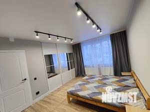 1-к квартира, посуточно, 42м2, 4/16 этаж