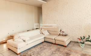 1-к квартира, на длительный срок, 79м2, 4/4 этаж