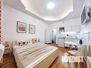 Студия квартира, посуточно, 24м2, 1/6 этаж