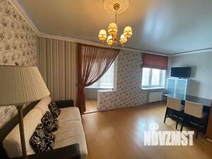 1-к квартира, посуточно, 40м2, 3/25 этаж