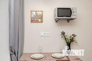 Студия квартира, посуточно, 13м2, 1/4 этаж