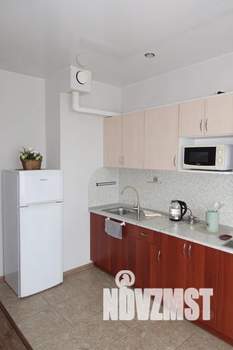 1-к квартира, посуточно, 36м2, 8/12 этаж