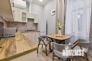 3-к квартира, посуточно, 75м2, 2/4 этаж