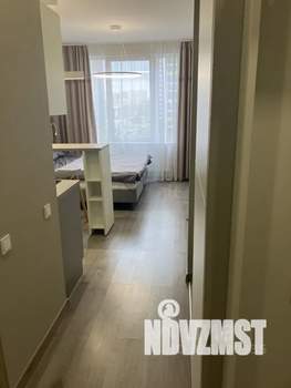 Студия квартира, посуточно, 30м2, 6/21 этаж