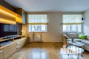 2-к квартира, посуточно, 58м2, 1/1 этаж