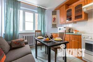 1-к квартира, посуточно, 50м2, 21/28 этаж