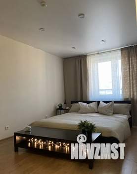 1-к квартира, посуточно, 38м2, 6/10 этаж