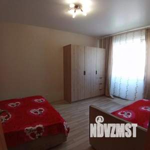 1-к квартира, посуточно, 39м2, 1/1 этаж