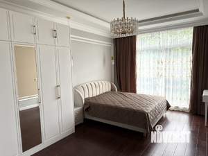 3-к квартира, на длительный срок, 113м2, 3/7 этаж