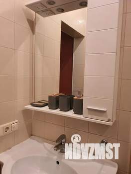 2-к квартира, посуточно, 42м2, 1/5 этаж