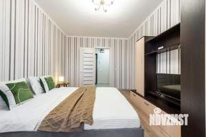 1-к квартира, посуточно, 42м2, 1/1 этаж