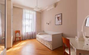 4-к квартира, на длительный срок, 125м2, 3/5 этаж