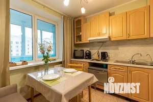 1-к квартира, посуточно, 35м2, 1/1 этаж