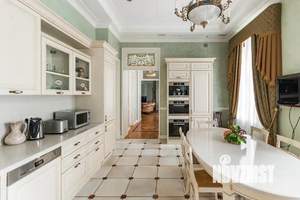 5-к квартира, на длительный срок, 260м2, 3/8 этаж