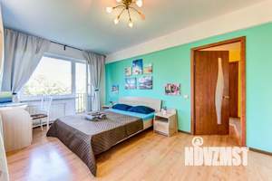 1-к квартира, посуточно, 42м2, 1/1 этаж