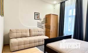 4-к квартира, на длительный срок, 220м2, 4/5 этаж