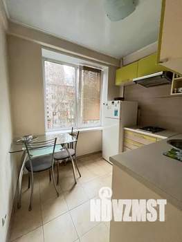 1-к квартира, посуточно, 35м2, 3/5 этаж